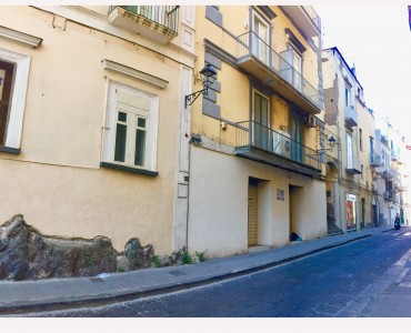 Torre del Greco, via Diego Colamarino 